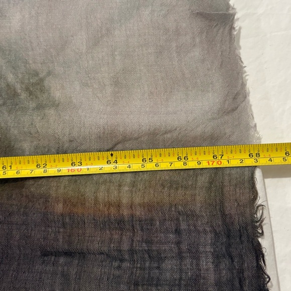 Wool & Silk Graphic Horse Print Scarf - Large Dion Pashmina Wrap - Picture 5 of 5